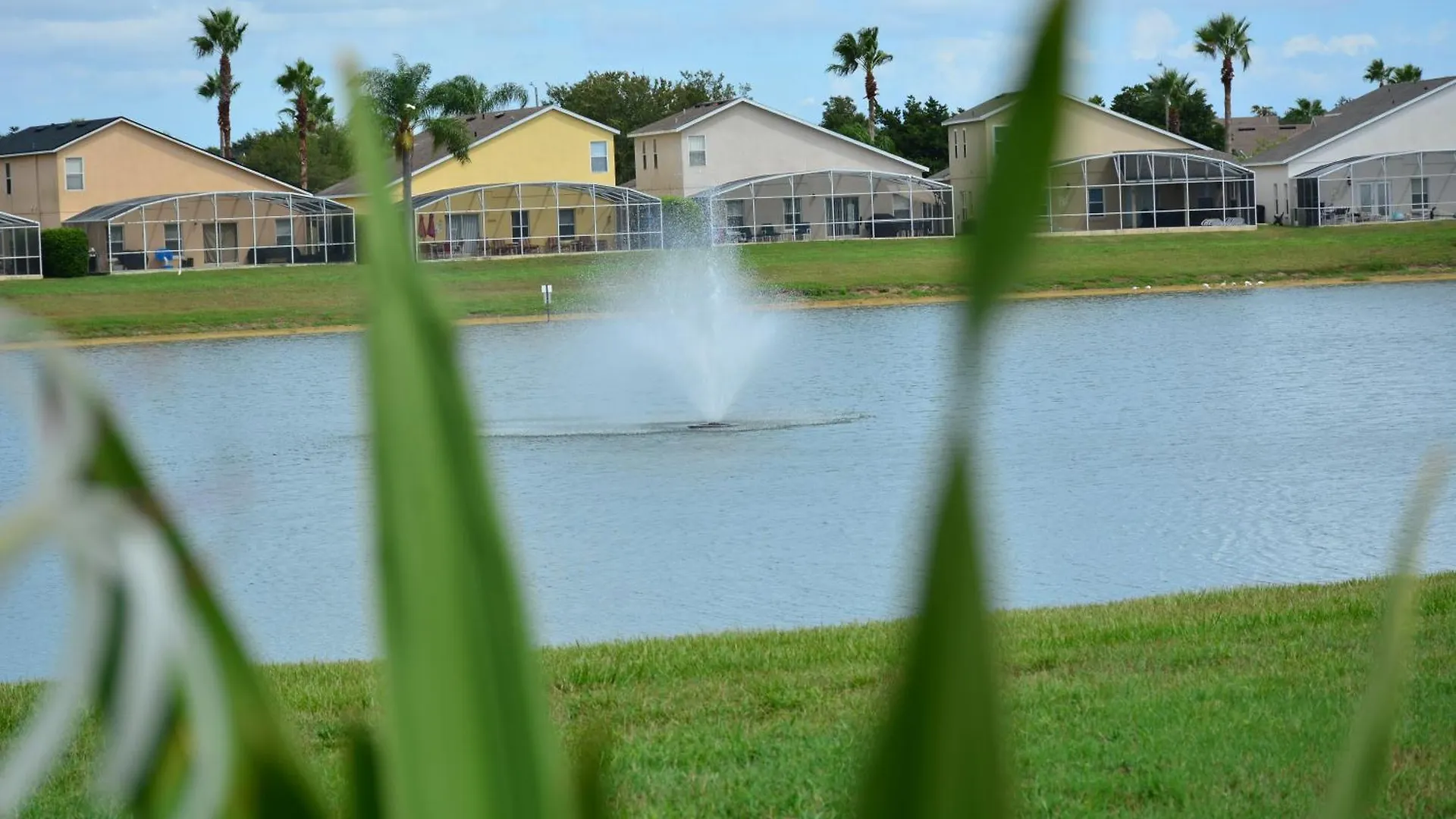 Luxurious Private Heated Pool Villa Close To Disney Davenport